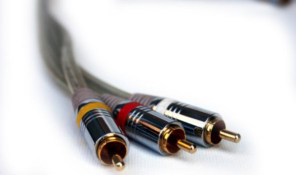 Pojištění, které kryje škody domácích elektrospotřebičů ze zkratů a přepětí je na trhu