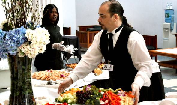 O práci letos přijde téměř sedm tisíc Čechů pracujících v cestovním ruchu