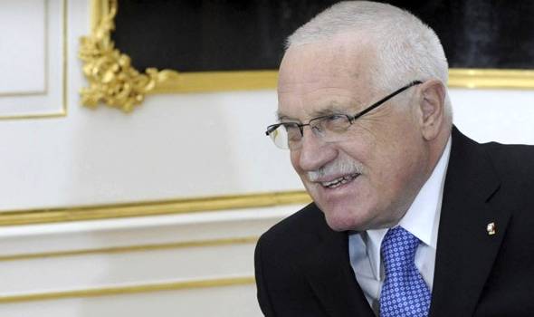 Klaus podepsal zákony umožňující vydat dluhopisy na pokrytí deficitu