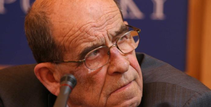 Otakar Motejl byl klíčovou osobností v zápasu o demokracii, jak reagují politici?