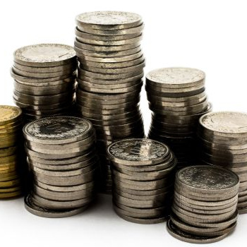 Průměrná mzda rostla díky propouštění. Ve státní správě rostla dvakrát rychleji