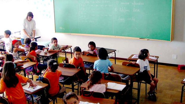 VV: Platy učitelů by měly být po roce 2012 o pět tisíc vyšší