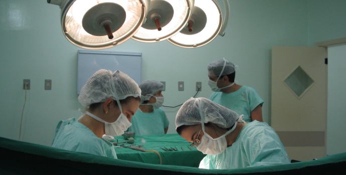 Platy lékařů ve státních zařízeních jsou vyšší, než v soukromé sféře