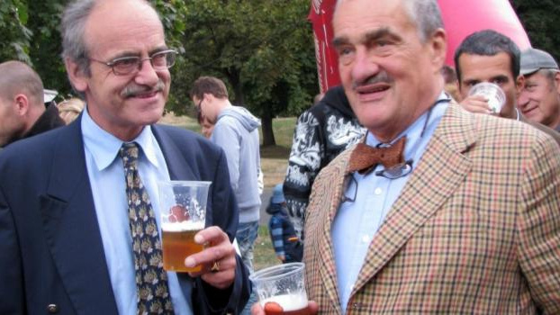 Šlechtická modrá krev jde do politiky