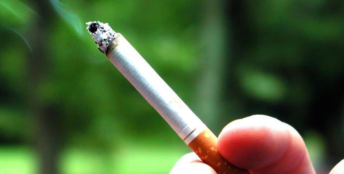 Kuřáci se státu nevyplatí - více stůňou a brzy umírají