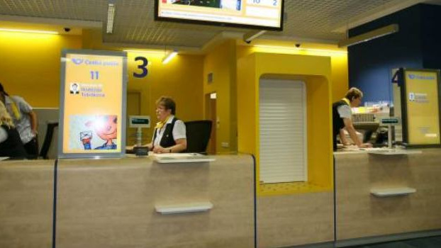 Česká pošta skončila první pololetí v plusu 608 milionů korun