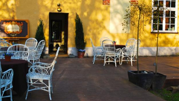 Tržby kaváren a restaurací zvyšují letní zahrádky