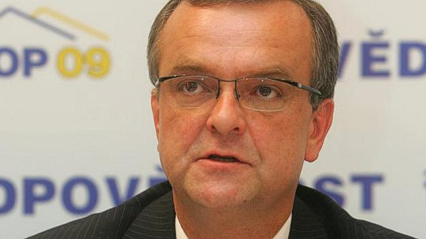 Schodek loňského rozpočtu mají zaplatit dluhopisy za téměř 150 miliard