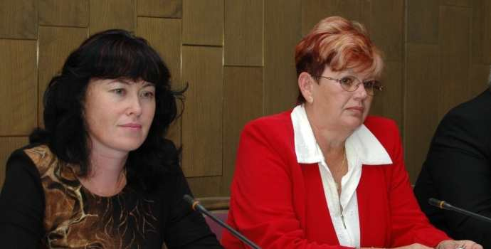 Komunisté chtějí bojovat za platy zdravotníků