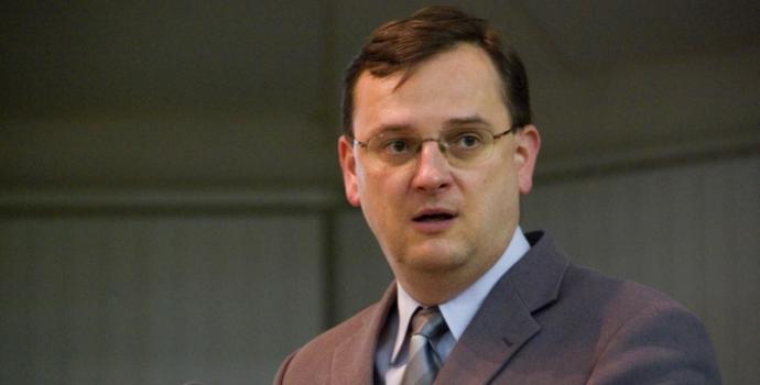 Cena elektřiny poroste maximálně o pět procent slibuje Nečas