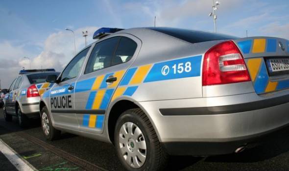 John: Škrty se řadových policistů téměř nedotknou. Kde bude šetřit?