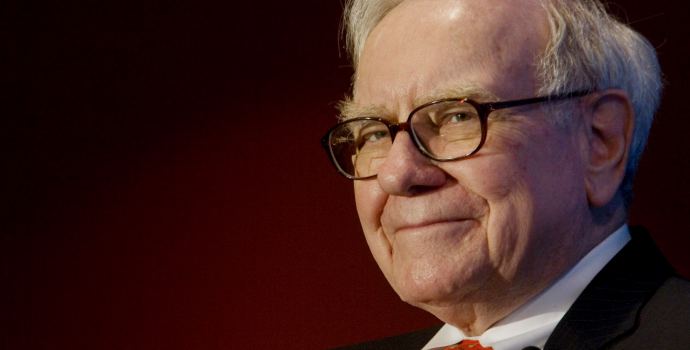 Buffett radí Čechům: Proti vysokým bankovním poplatkům by měla zakročit vláda