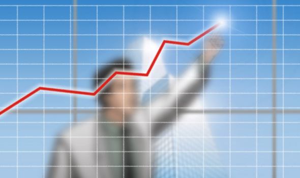 Česká ekonomika letos podle ČNB poroste rychleji, než se předpokládalo