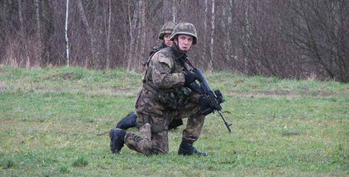 Armáda pořádá výprodej, v nabídce jsou kulomety, samopaly i pistole