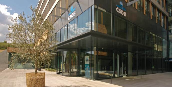Nejlepší bankou je v České republice podle Global finance ČSOB