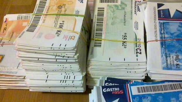 Kdy máte nárok na stravenku a na stravné?