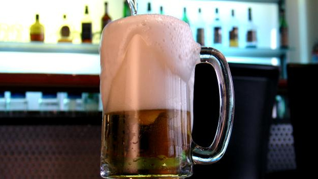 Za jedno pivo o body nepřijdete, jaké další změny čekají řidiče?