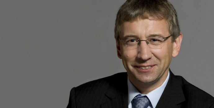 Drábek: Vláda z druhého penzijního pilíře neustoupí