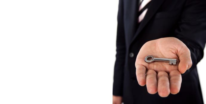 Bydlíte v nájmu? I na vaše dveře může zaklepat exekutor