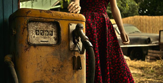 Podvodníci prodávají minerální olej místo nafty. Ničí tak motory a okrádají stát