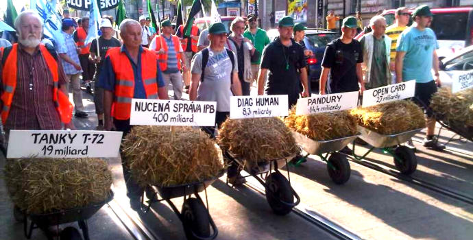 Koho zasáhla stávka nejvíce? Obyčejné lidi, nebo papaláše?