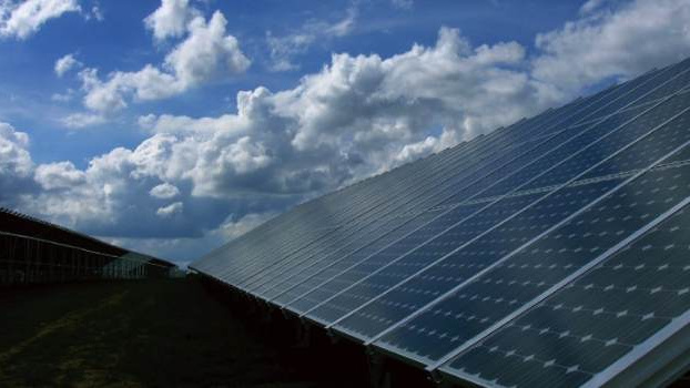 Budeme solidárně dotovat solární energii z vlastní kapsy