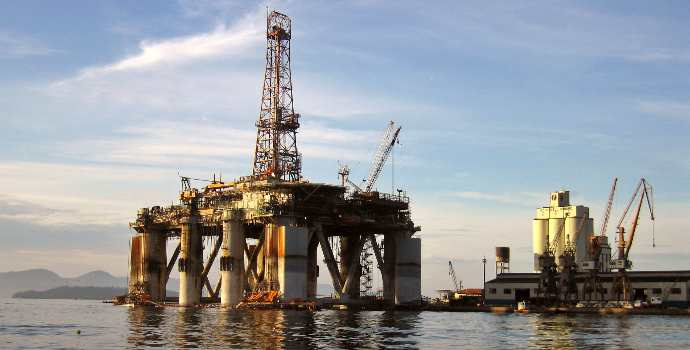 Exxon Mobil zvýšil zisk o 41 procen díky vysokým cenám ropy