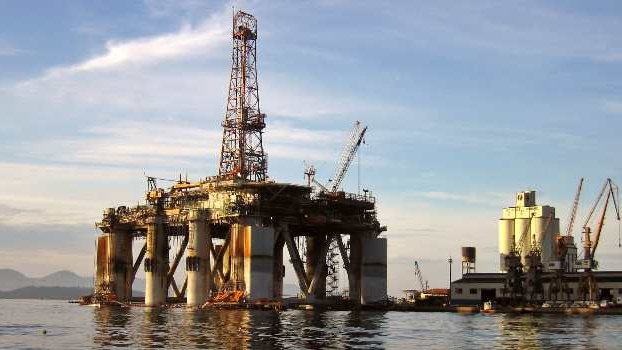 Exxon Mobil zvýšil zisk o 41 procen díky vysokým cenám ropy