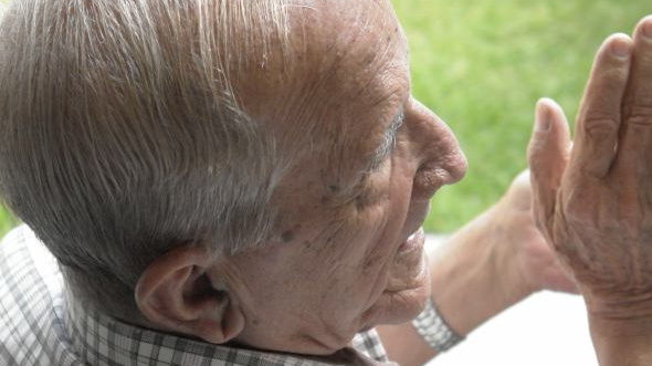 Nechtěli mu dát důchod, zachránily ho třicet let staré výplatnice 