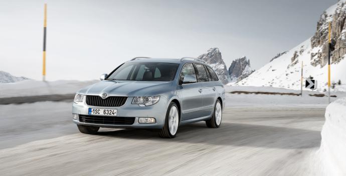 Maďarská vláda šetří a mění Audi za Superby