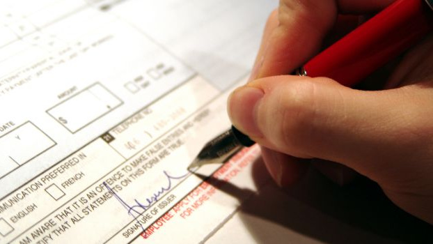 Ministerstvo financí: Vydejte si vlastní dluhopisy