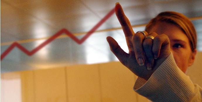 Česká ekonomika si letos polepší o 2,1 procenta