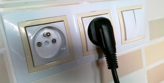 Malé elektrárny mohou napájet až milion domácností levnější elektřinou