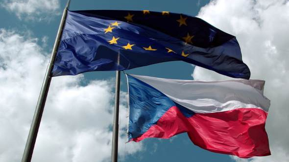 Evropská komise bude Česku možná hlídat státní rozpočet