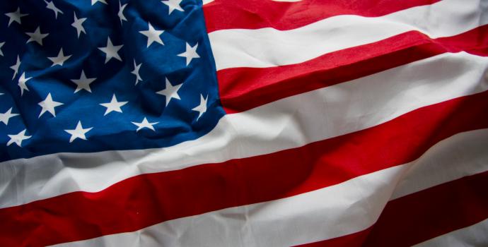 Americká ekonomika loni v posledním čtvrtletí vzrostla o 2,8 procenta