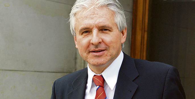 Rusnok: Než příslibu důchodu od státu, věřte vlastním reálným úsporám