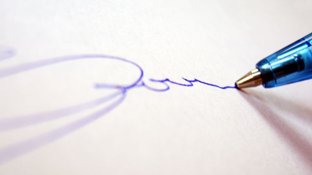 Měníte dodavatele energií? Pozor! Původní po vás může chtít odškodné!