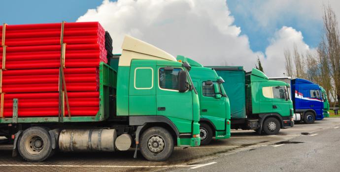 Zahraničnímu obchodu se daří, ČR vykázala rekordní přebytek 29,6 miliardy