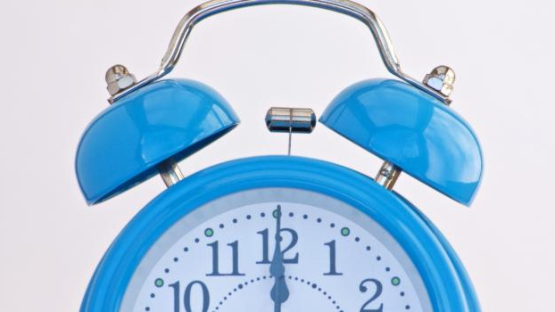 Některé banky od května mění poplatky a podmínky