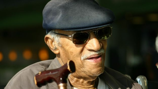 Důchodci prý nepotřebují plnou peněženku, škrtům se přizpůsobí