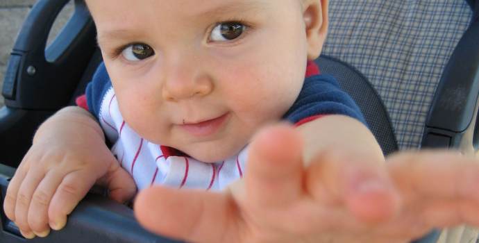 Řidič autobusu nemá právo rozhodovat, zda vezme kočárek s dítětem