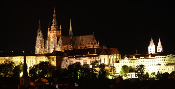 Chcete být prezidentem? Našetřete desítky milionů