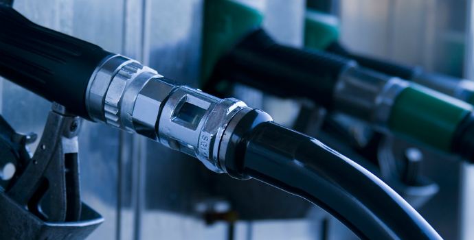 Ceny pohonných hmot prudce vzrostou