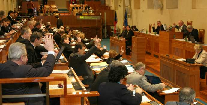 Jak ovlivní volby naše daně? Budou hádky a nová vyjednávání