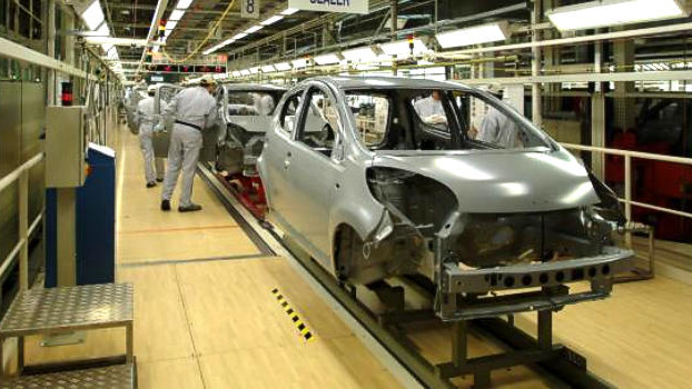 Automobilový průmysl v Česku pozvolna roste