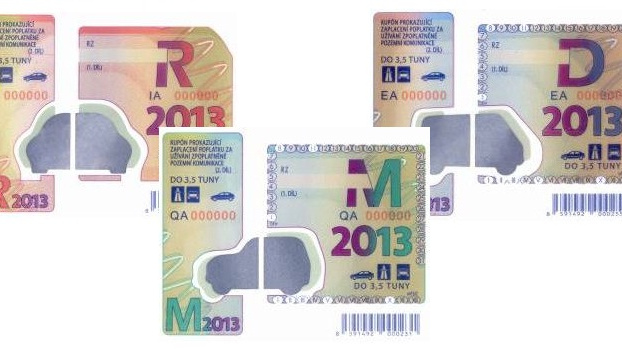 Dálniční známky pro rok 2013 jdou do prodeje. Za jaké ceny?