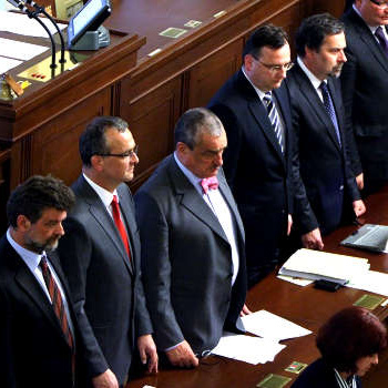 Jídelníček Úřadu vlády? Ceny jako za socialismu!