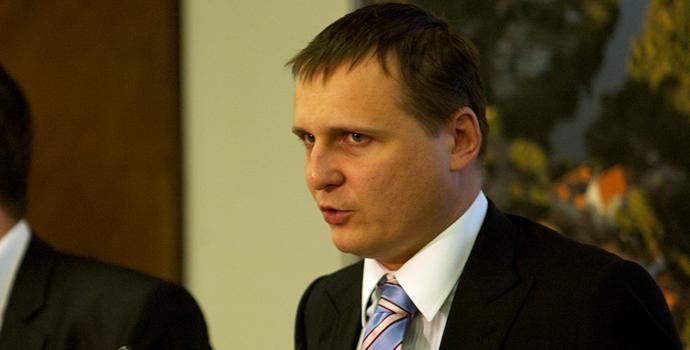 Databáze exekucí: Přístup by měl být zdarma, navrhuje exministr Bárta