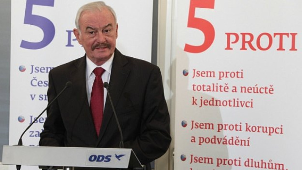 Přemysl Sobotka objevil na svém účtu 1,5 milionu. Neví od koho