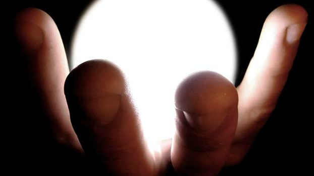 Kolik musíte ušetřit, aby se vyplatila změna dodavatele energií?